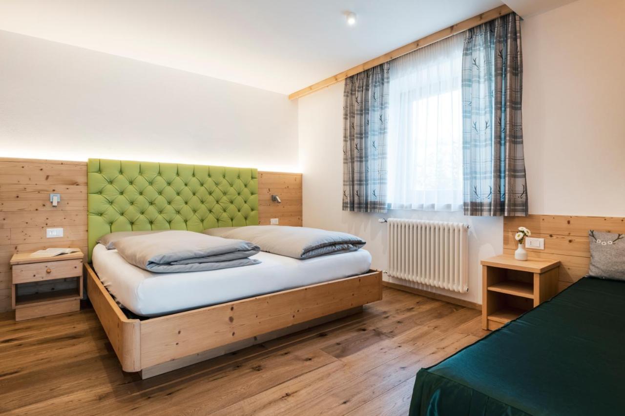 Piccolo Hotel Claudia No Pets San Vigilio Di Marebbe Exterior foto